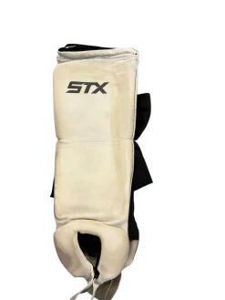 Used STX SHIN GUARDS 12