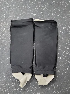 Used STX SHIN GUARDS FH Shin Guards Black 12"