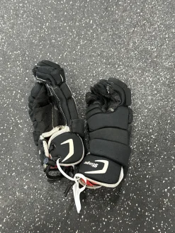Used STX STINGER Lacrosse Gloves Junior Black 10