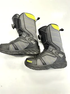 Used ThirtyTwo KIDS BOA Snowboard Boots Black Junior 06