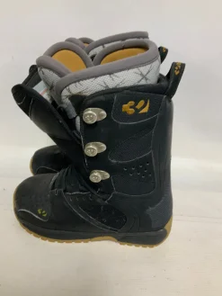 Used ThirtyTwo PROSPECT Boys Snowboard Boots Black Junior 05