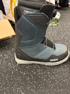 Used ThirtyTwo SHIFTY BOA Mens Snowboard Boots Grey And Black Senior 11