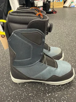 Used ThirtyTwo SHIFTY BOA Mens Snowboard Boots Grey And Black Senior 11