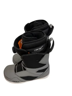 Used ThirtyTwo STW BOA Mens Snowboard Boots Size 10