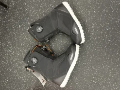 Used ThirtyTwo STW DOUBLE BOA Mens Snowboard Boots Black Senior 8.5