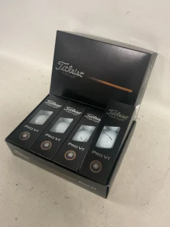 Used Titleist PRO V1 12 Pack - Golf Balls