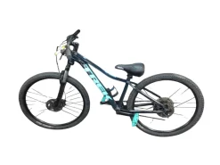 Used Trek MARLIN 6 2021 Mountain Bike Womens Navy Blue 38-42cm - 15-16" - SM Frame