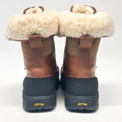 Used UGG ADRIONDAK Snow/Hunt/Hike Boots M Senior 11