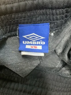 Used Umbro SOCCER GOALIE PANTS Soccer Goalie Top Adt None XS