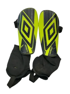 Used Umbro Soccer Shin Guards Adult Yellow LG