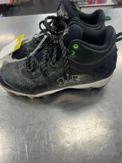 Used Under Armour BH BB/SB Cleats Black Junior 04.5