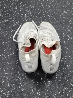 Used Under Armour LAX Cleats Womens White Senior 8.5