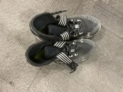 Used Under Armour LAX Cleats Mens Black Senior 8.5