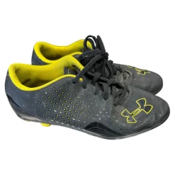 Used Under Armour Soccer Cleats Black Junior 02.5