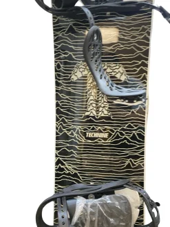 Used Under Armour TECHNINE Mens Board/Bindings Black 158 cm