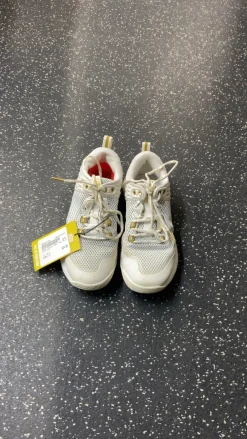 Used Under Armour VB Shoes Adult White Senior 8