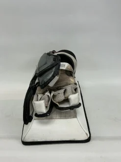 Used Vaughn VELOCITY Inter Goalie Blocker White