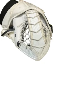 Used Vaughn VENTUS SLR2 INT Senior Goalie Catcher White