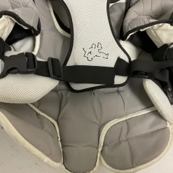 Used Vaughn VISION 9200 Junior Body Armor White/Black/Red SM