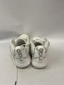 Used VB Shoes Adult White Senior 8.5