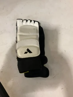 Used Vision Martial Arts Hand Pads White MD