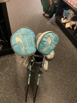 Used Walter Hagen HAGEN JR GIRLS Jr Package Set RH Carolina Blue 6 Piece