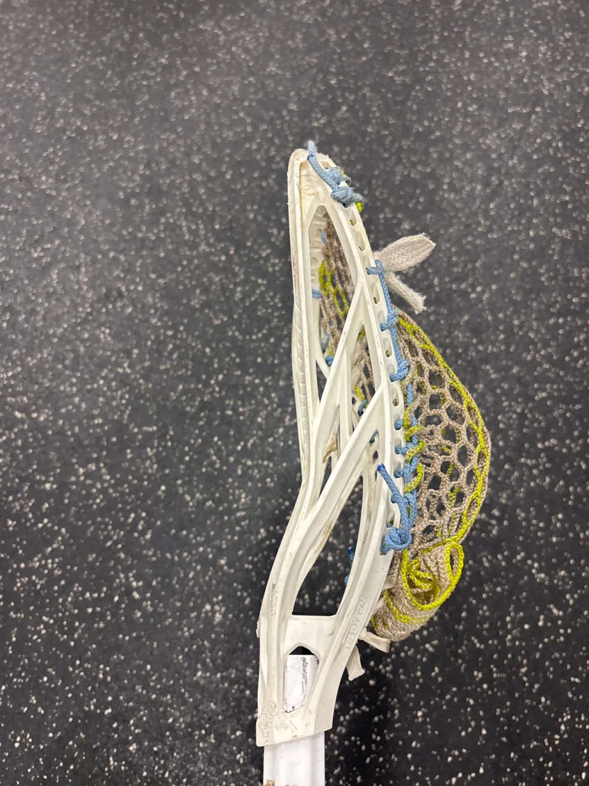 Used Warrior EVO 5 W/ ECD CARBON 2.0 JR STICK Jr Atk/Mid Complete Stick White 37"