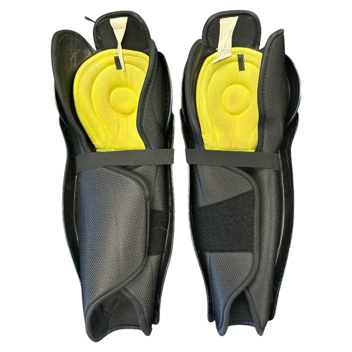 Used Warrior LX 40 Senior Shin Guards Black 16"