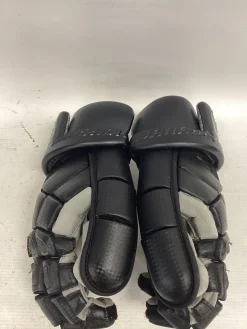 Used Warrior NEMESIS PRO LAX Goalie Gloves M Black LG