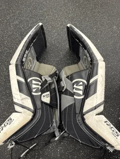 Used Warrior RITUAL R/G5 SR+ Goalie Leg Pads Senior White 35