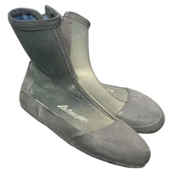 Used Water Shoes M Black Senior 5