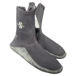 Used Water Shoes M Black Senior 5