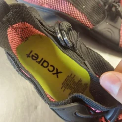 Used Water Shoes W Black And Pink Senior 7