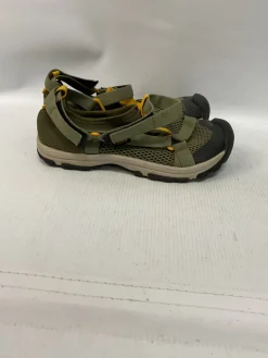 Used Water Shoes W Vegas Gold Senior 4