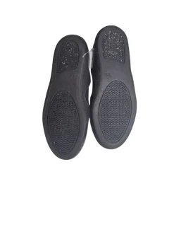 Used Water Shoes Y Black Youth 13.0