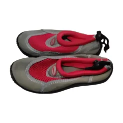 Used Water Shoes Y Red Youth 11.0
