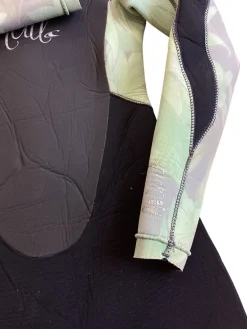 USED Wetsuit Oneill 4:3 YTH 10