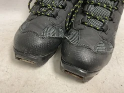 Used Whitewoods Boys NNN XC Ski Boots Black JR-01.5