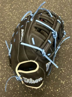 Used Wilson A950 BB/SB First Base RH Throw Black 12
