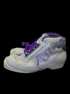 Used Womens NNN XC Ski Boots White W 06.5-07 / JR 4.5-05