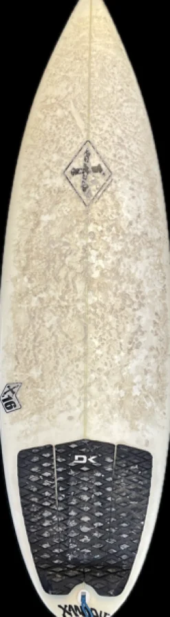 Used XANADU Surfboard White 5Ft 10In